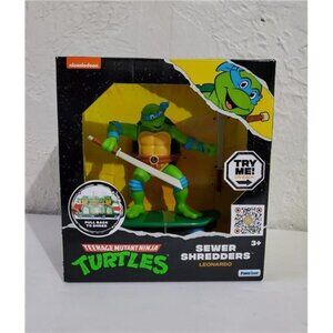 Nickelodeon Teenage Mutant Ninja Turtles Sewer Shredders Leonardo Action Figure